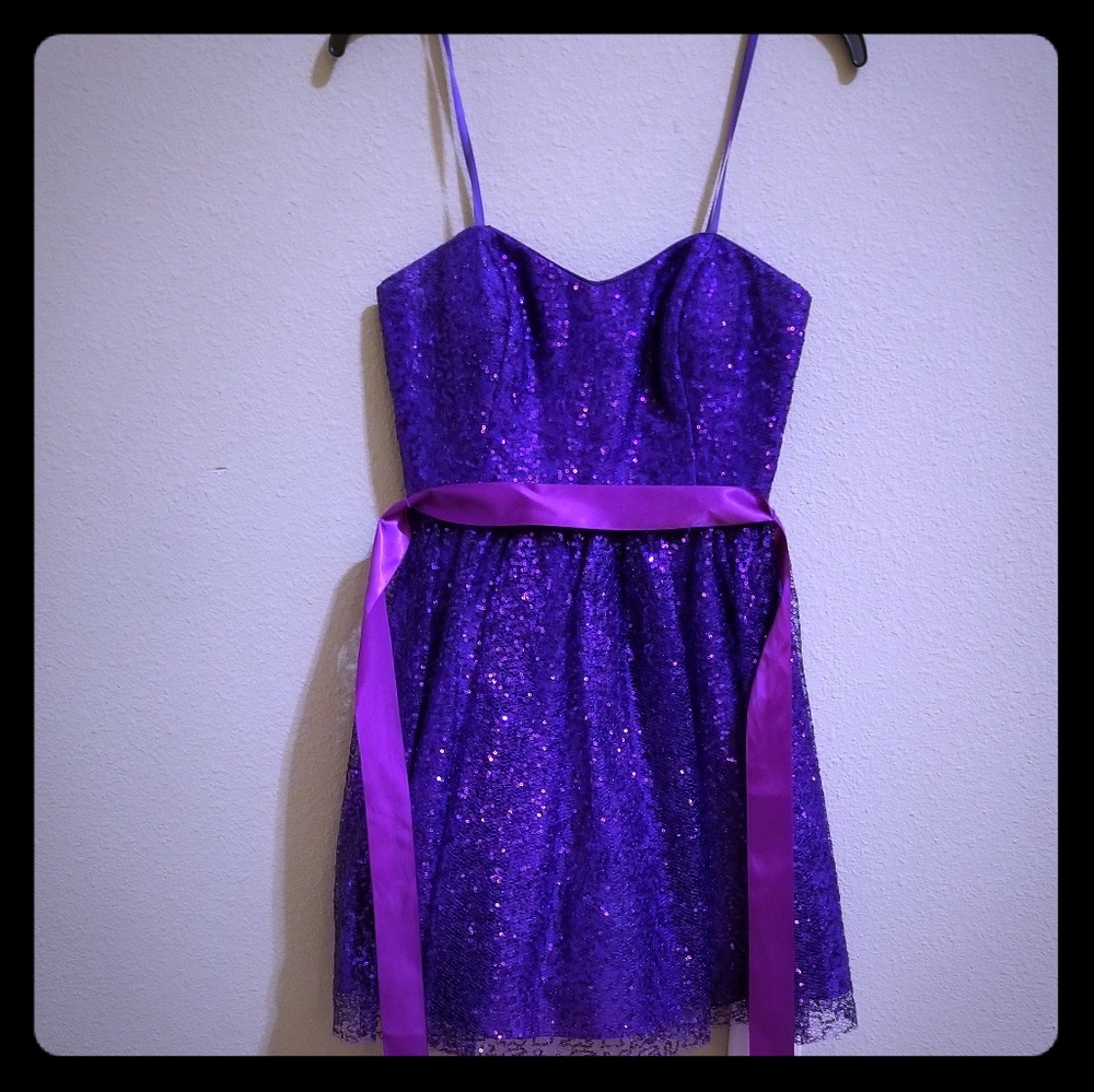 NWOT Hailey Logan cocktail dress